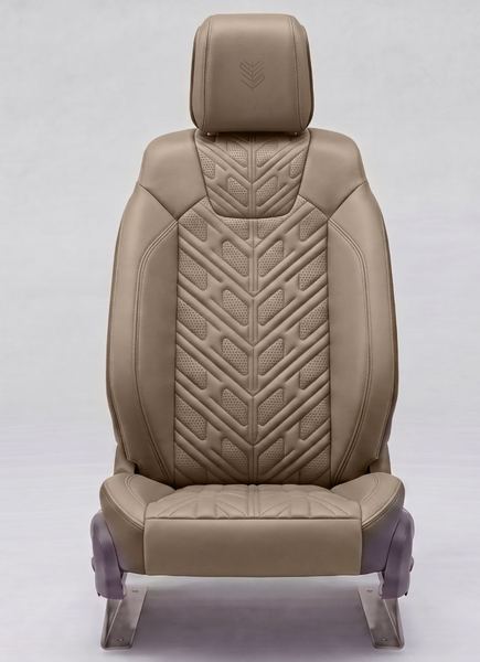 Beige seat with quilted panels