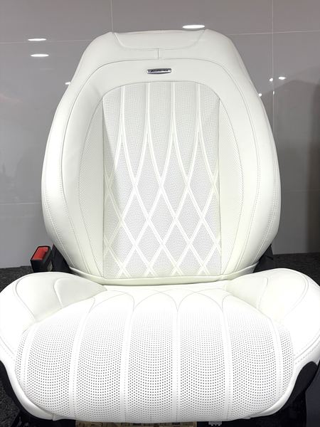 White seat with diamond quilting