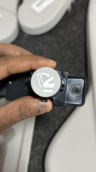ISOFIX trim part, laser-etched symbol, fitting