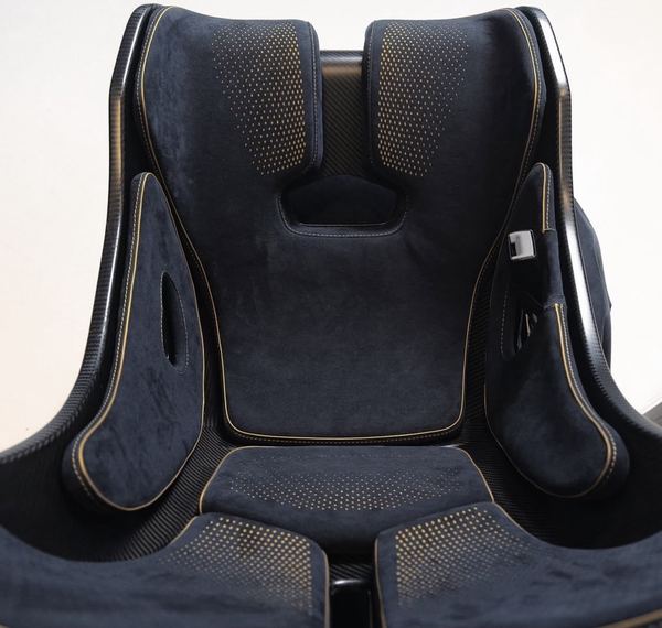 Carbon sport seat, laser-perforated backrest and cushion